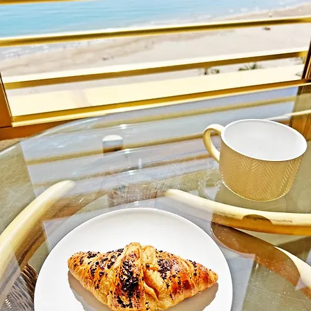 Oasis Frente Al Mar. Parking Gratis * إل كامبيلو